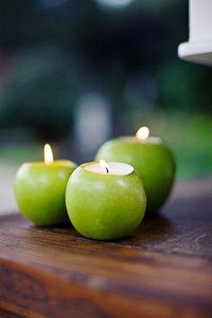 candelabros con manzanas