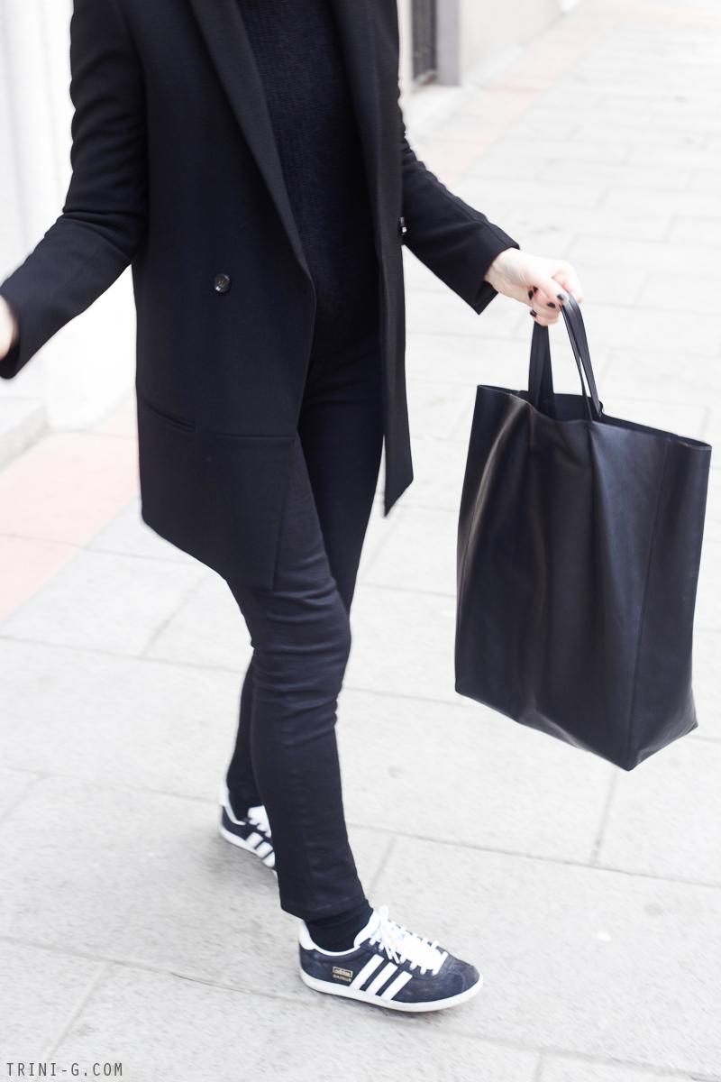 Trini | Céline black cabas bag