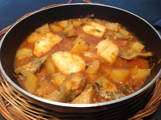 Bacalao con patatas y alcachofas