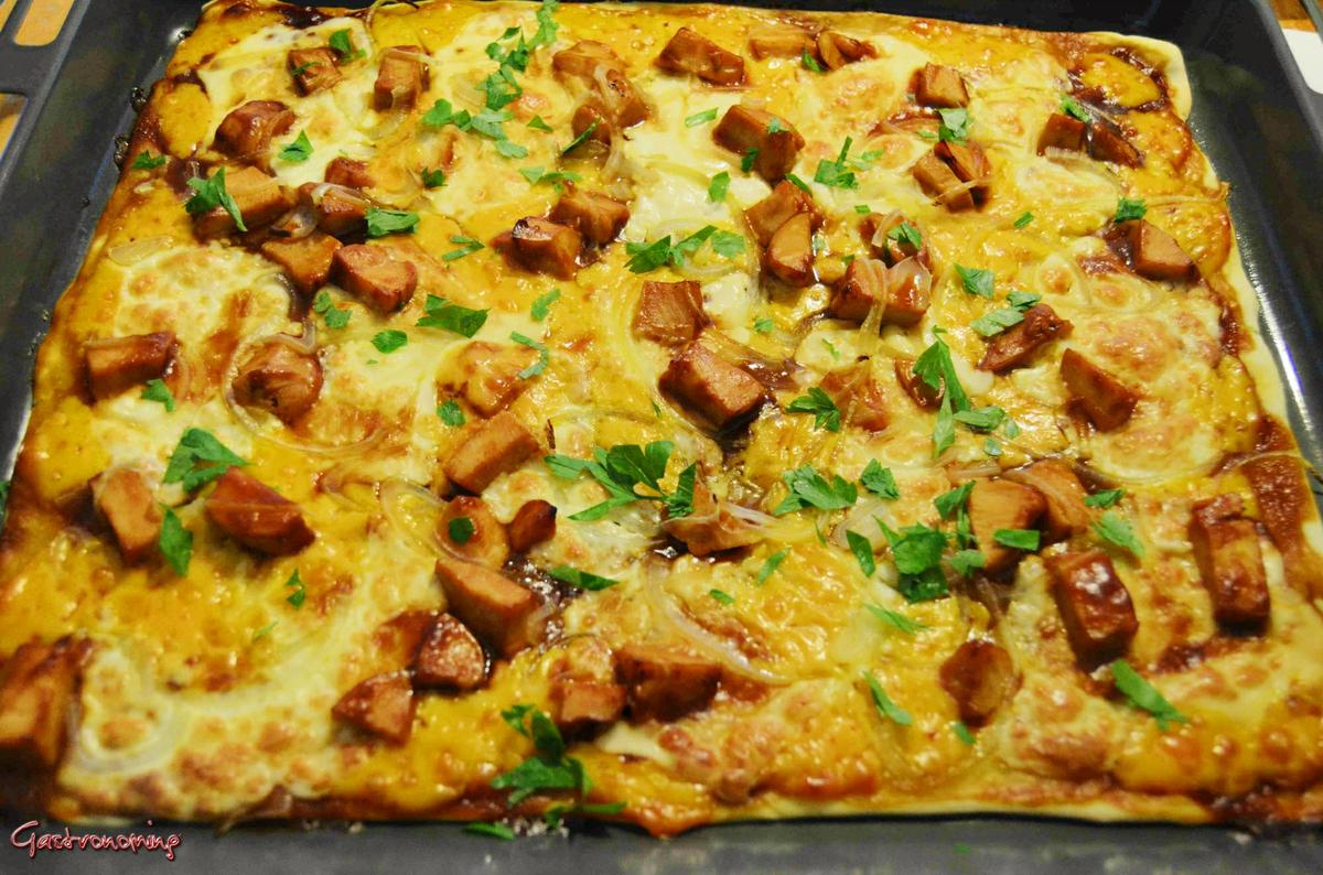 Pizza de pollo con salsa barbacoa