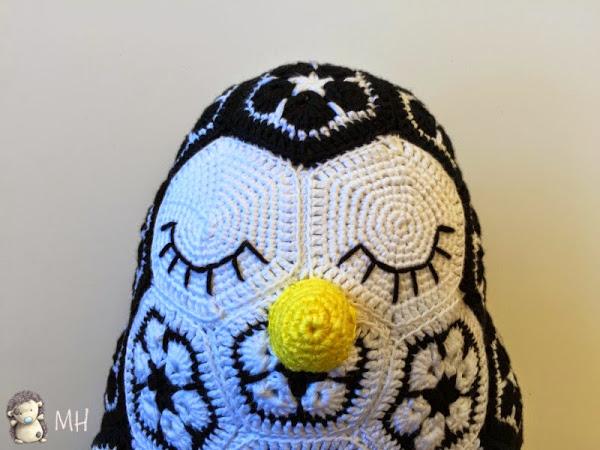 pingüino african flowetr, detalle ojos