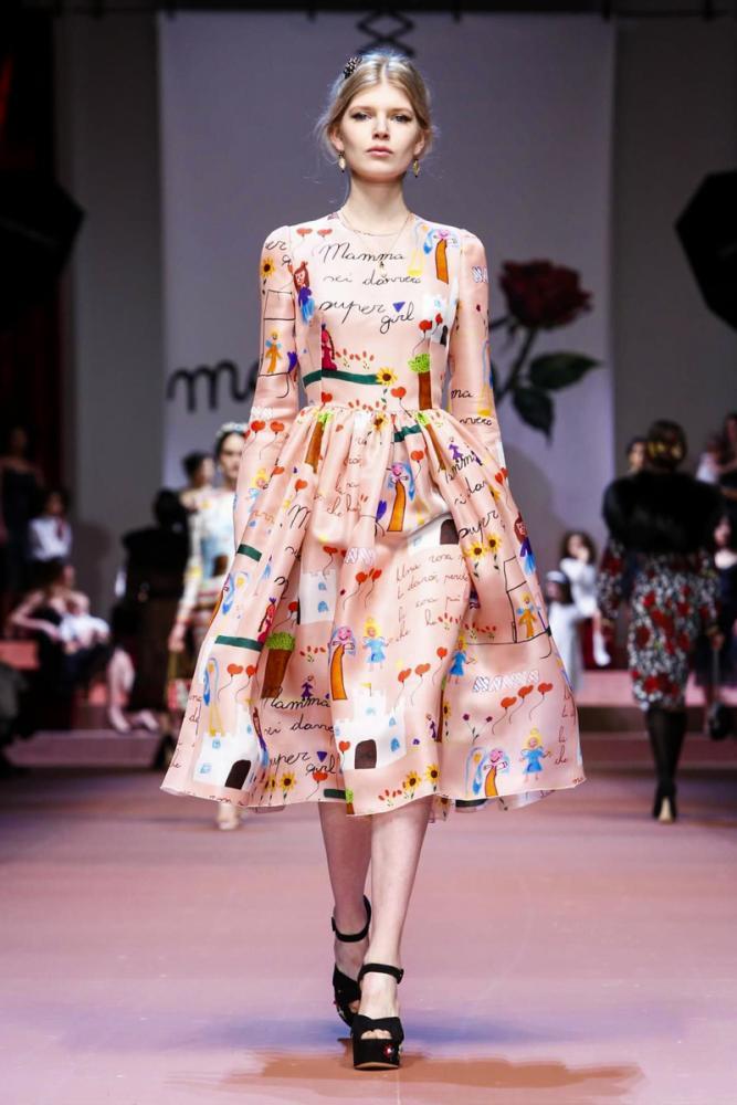 Dolce-and-Gabbana-RTW-FW15-Milan-6525-1425220703-bigthumb