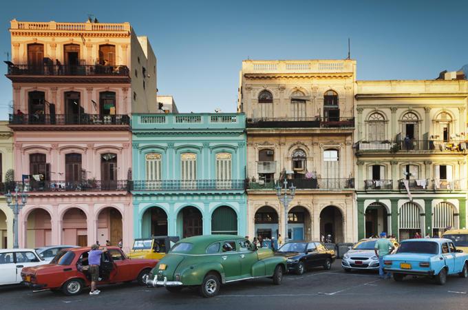 Viajar a Cuba