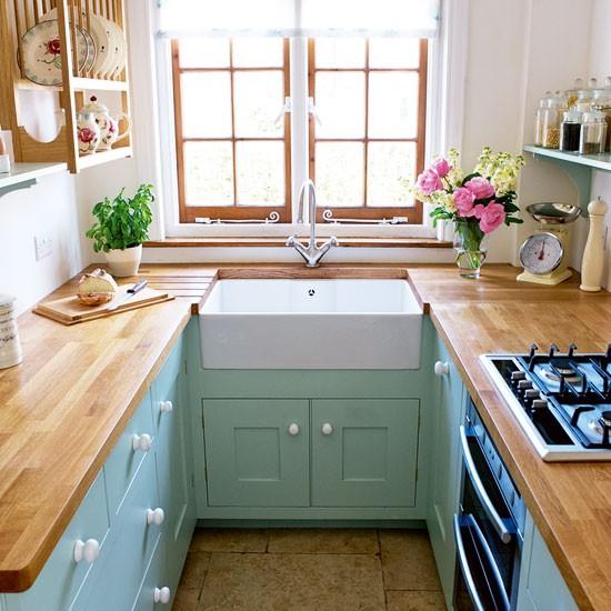 Baldas para cocinas pequeñas; Una idea que hace que tu cocina sea visualmente más amplia.
