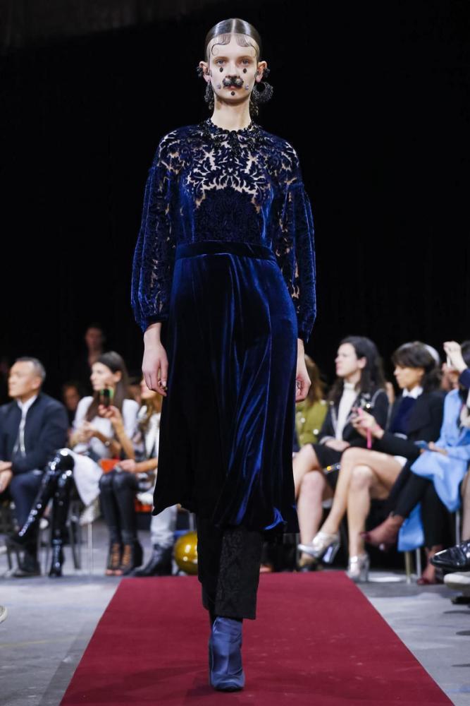 Givenchy-RTW-FW15-Paris-8593-1425843326-bigthumb