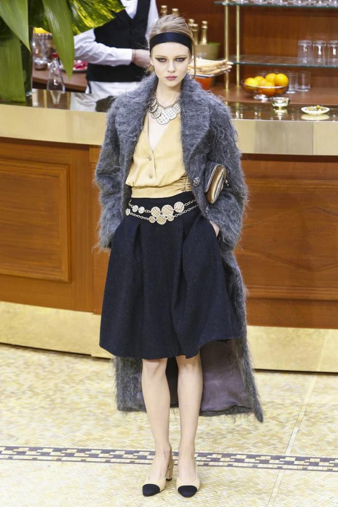 Chanel-RTW-FW15-Paris-8796-1425984977-bigthumb