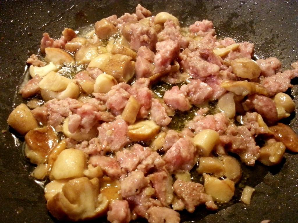 maccheronciniboletussalchicha2