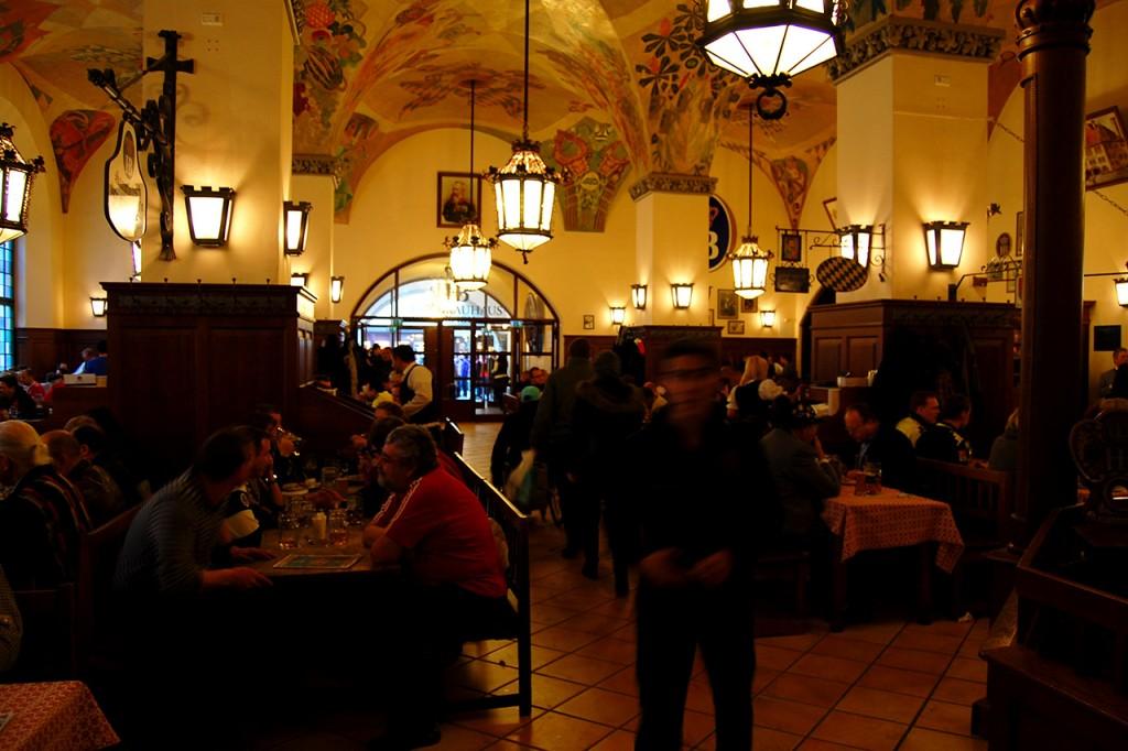 Interior de la Cerveceria Hofbräuhaus (Munich)