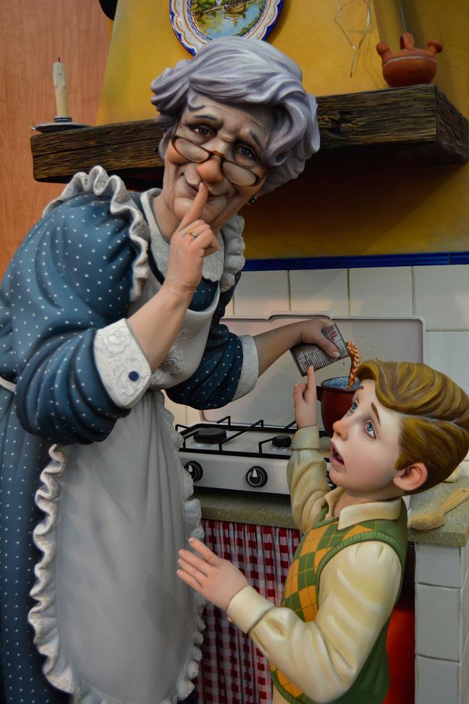Fallas 2015 - Ninot indultat - falla almirante cadarso