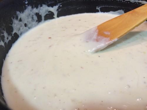 Haciendo la salsa de queso