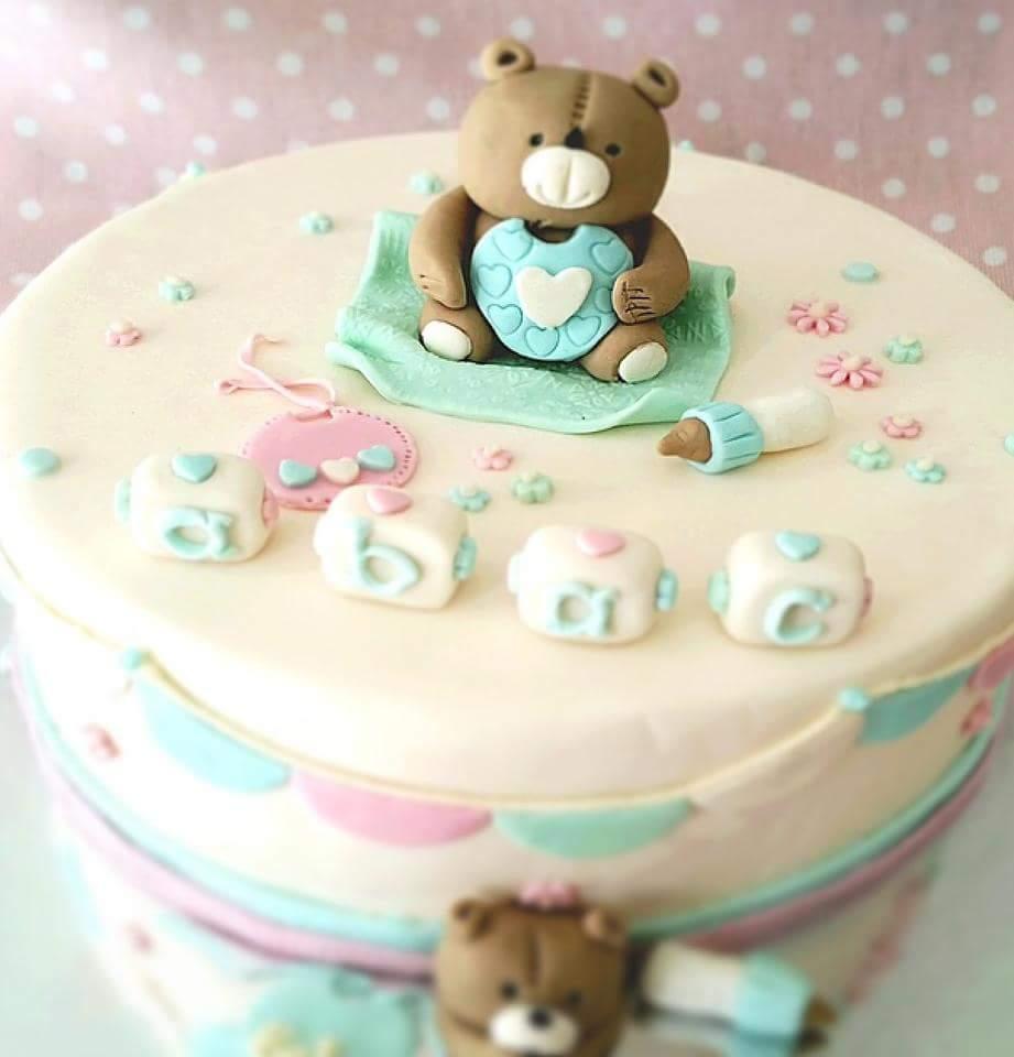 tarta decorada bautizo o fiesta bebé
