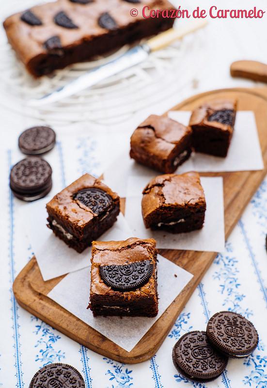 Brownie con galletas Oreo
