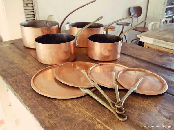 www.annecharriere.com, anne charriere vintage, kitchen rack pots,