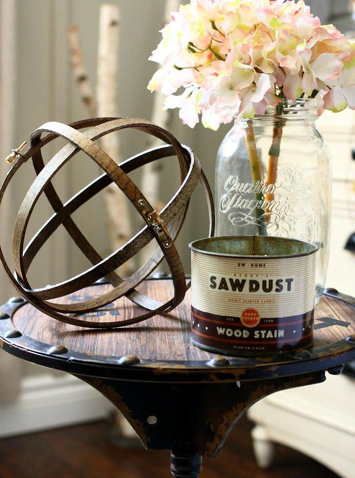 Orbe de madera estilo industrial