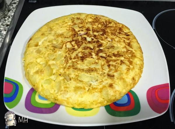 Tortilla de patatas rellena paso a paso