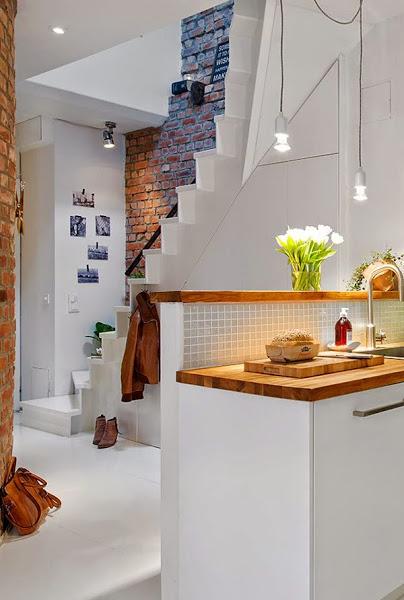 ideas-deco-como-decorar-cocinas-blancas-madera