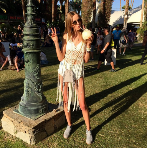 daria_strokous_png_8813_north_499x_white