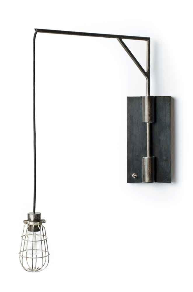 Swing_arm_wall_lamp_7
