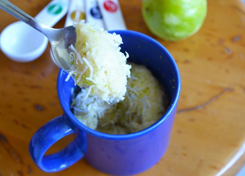 Mug Cake de Limón y Coco - Macadamia y Sal
