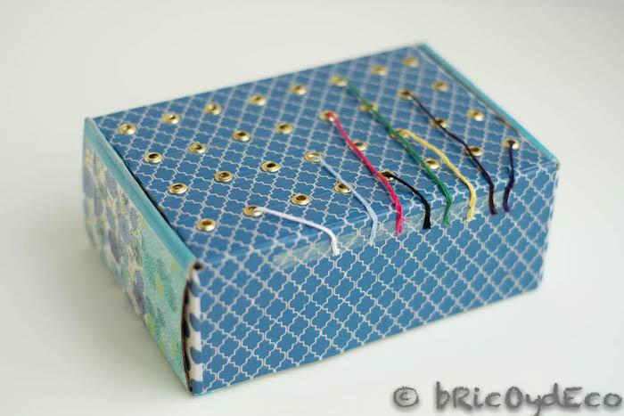 reciclar-caja-de-huevos-organizar-hilos