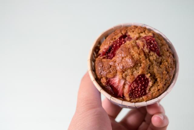Muffins de limón y fresas