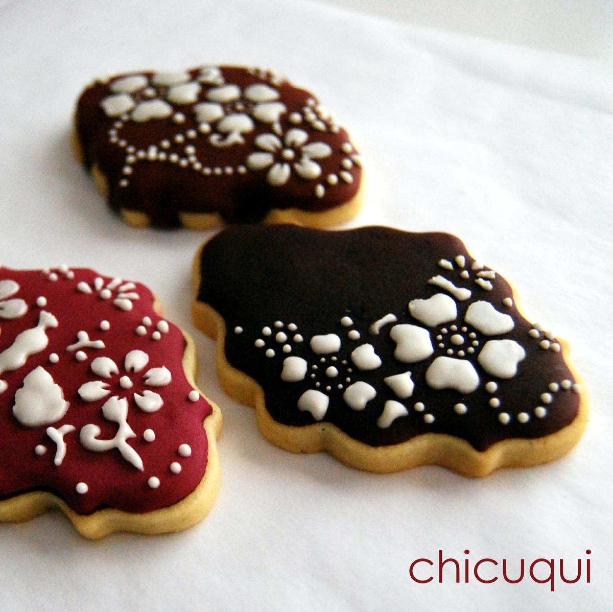 marsala color del año 2015 en galletas decoradas con stencils chicuqui.com