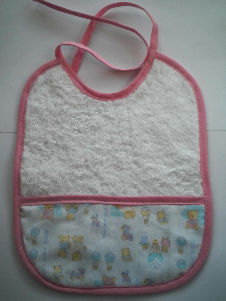 manualidades caseras faciles Baberos con telas de colores