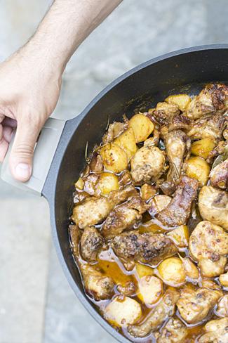 conejo al ajillo receta