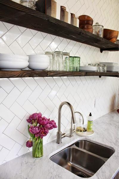 antes-y-despues-cocina-blanca-subway-tile