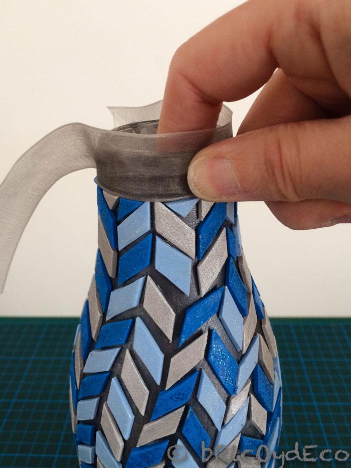 reciclar-botella-de-vidrio-jarron-mosaico