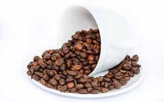 Eliminar las manchas de café con alcohol