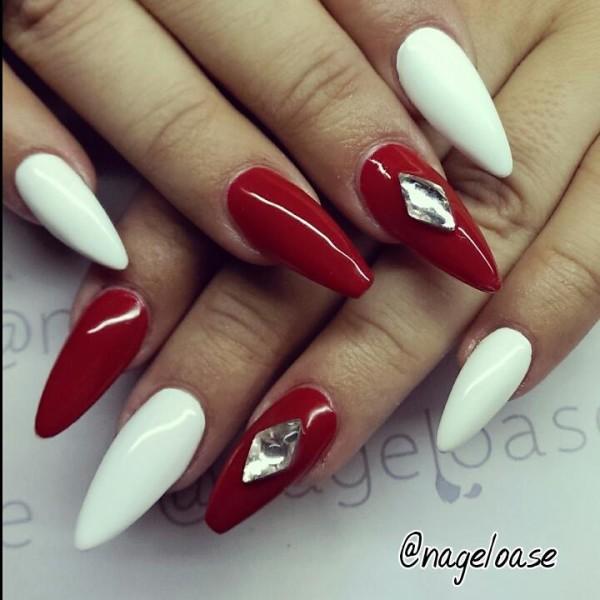 acrilicas color rojo