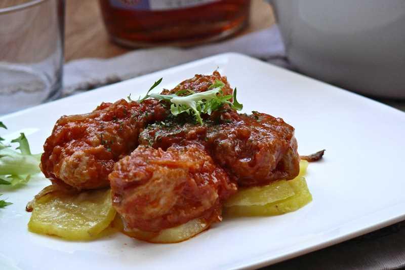 bonito con tomate
