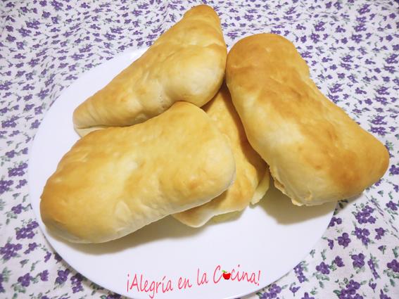 Receta de pan naan relleno de queso