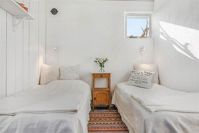 12-bedroom-white-furniture