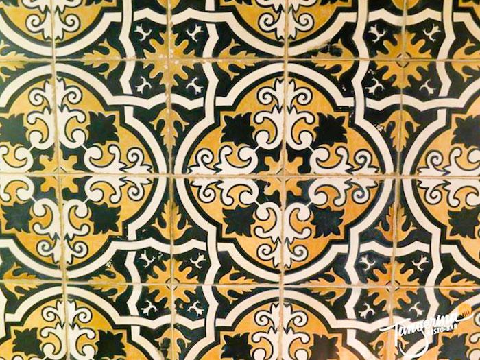 decorar-con-elementos-reciclados-azulejo
