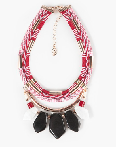 Collar de tubos jacquard y piedras