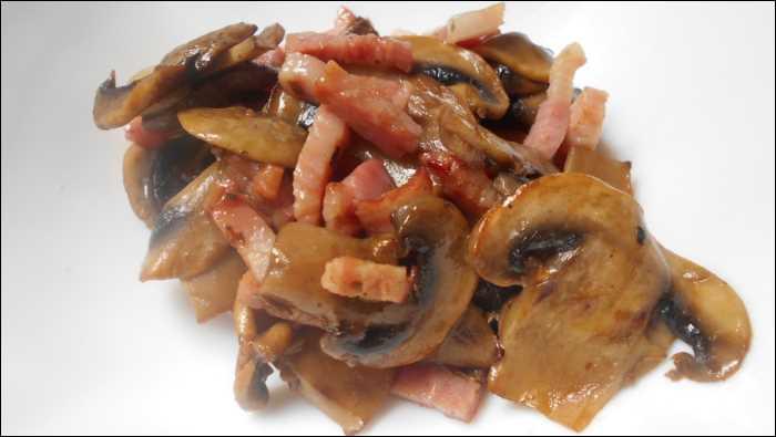 Champiñones-al-ajillo-con-bacon-portada