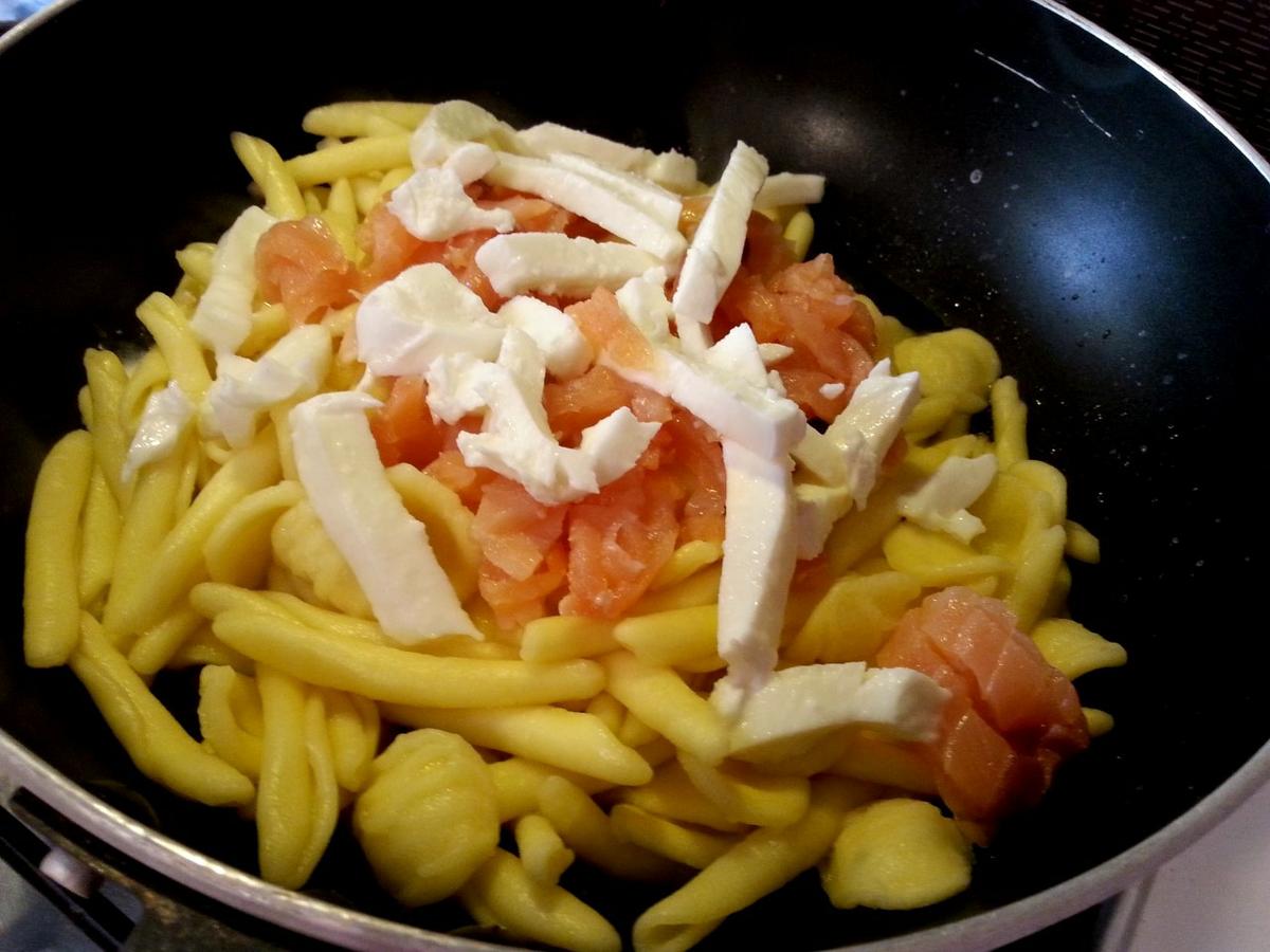 pastasalmonmozzarella2