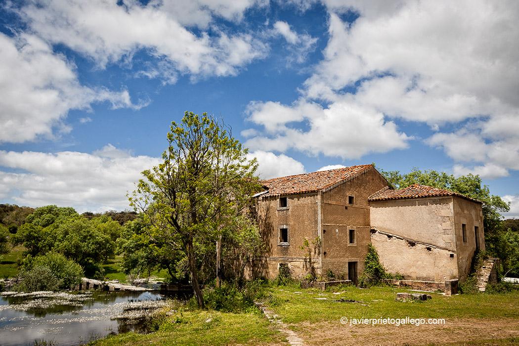 Fábrica de harinas de la localidad de Gema de Yeltes. Salamanca. Castilla y León. España. © Javier Prieto Gallego