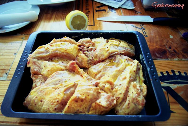 Pollo de campo con patatas al limón y espárragos trigueros