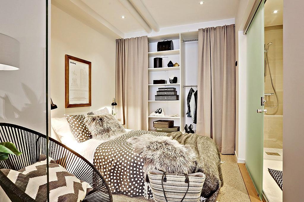 Un estudio de estilo contemporáneo: Mucho diseño y buenas ideas para separar ambientes.