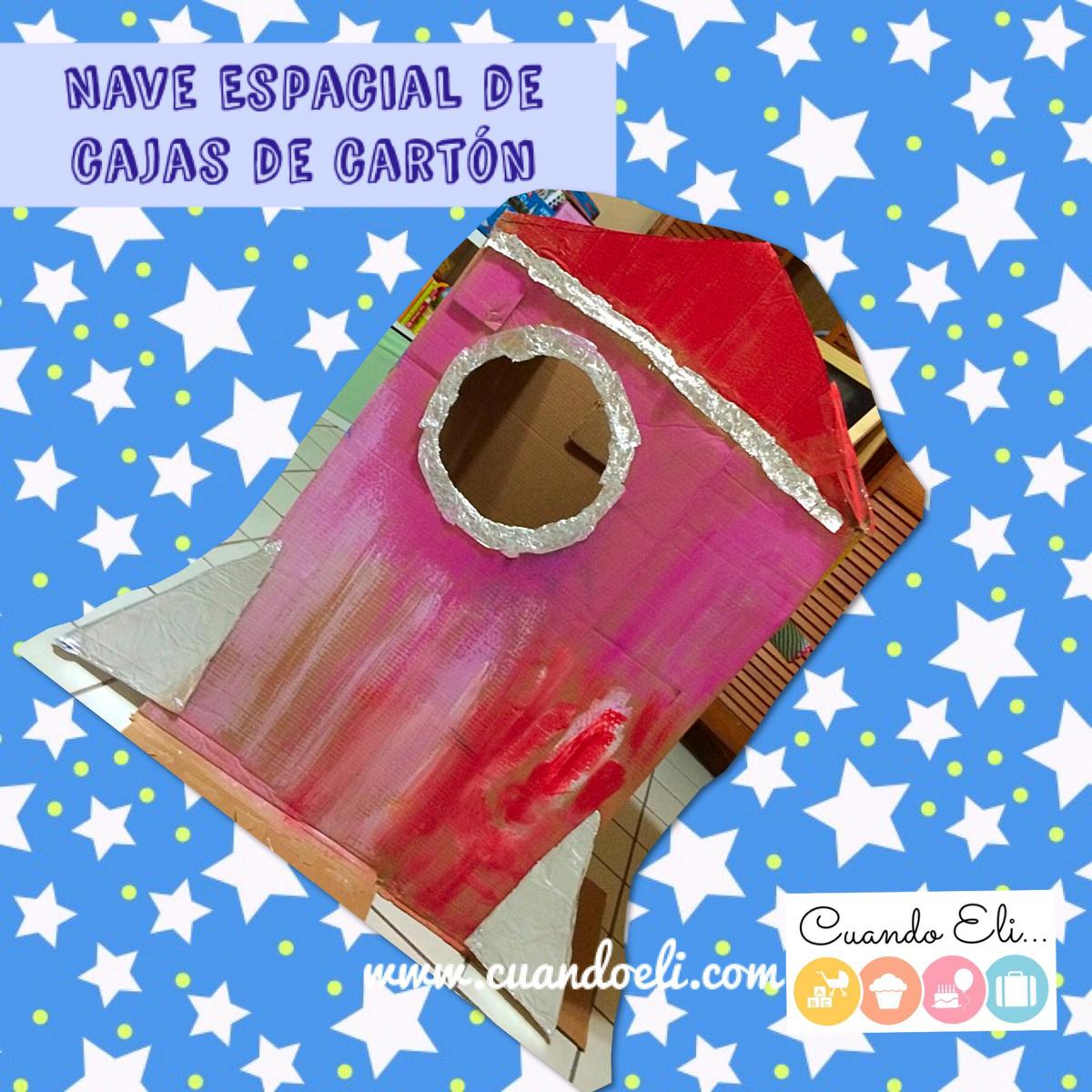 Nave Espacial de Cajas de Carton