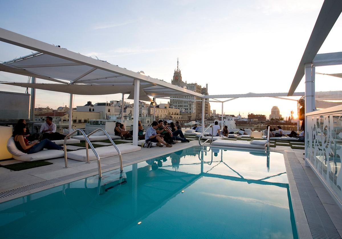 Madrid_Hotel_Room_Mate_Oscar_1