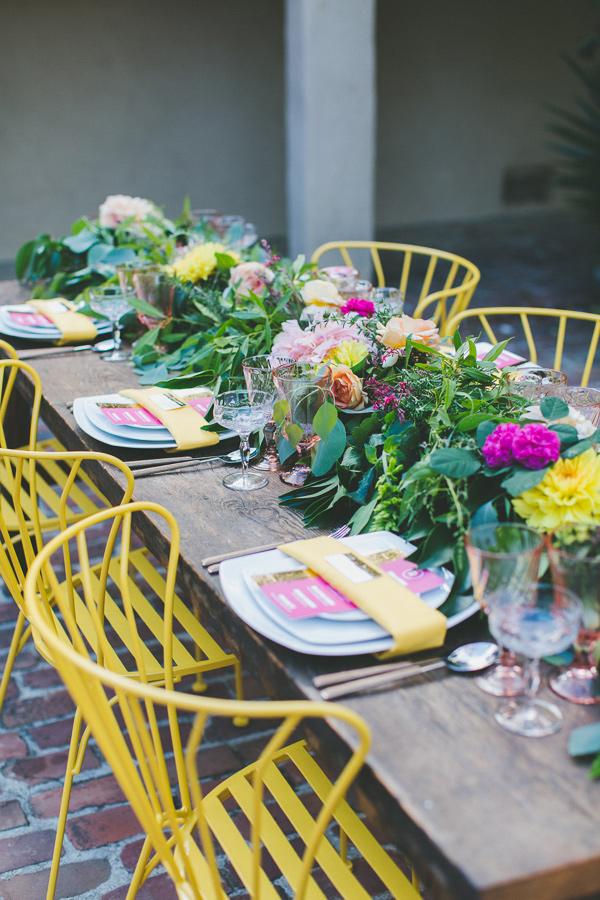 Ruffled - photo by http://twofoxesphotography.com/ - http://ruffledblog.com/tropical-july-4th-styled-wedding/