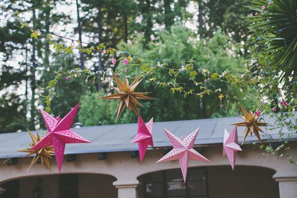 Ruffled - photo by http://twofoxesphotography.com/ - http://ruffledblog.com/tropical-july-4th-styled-wedding/