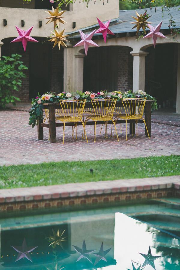 Ruffled - photo by http://twofoxesphotography.com/ - http://ruffledblog.com/tropical-july-4th-styled-wedding/