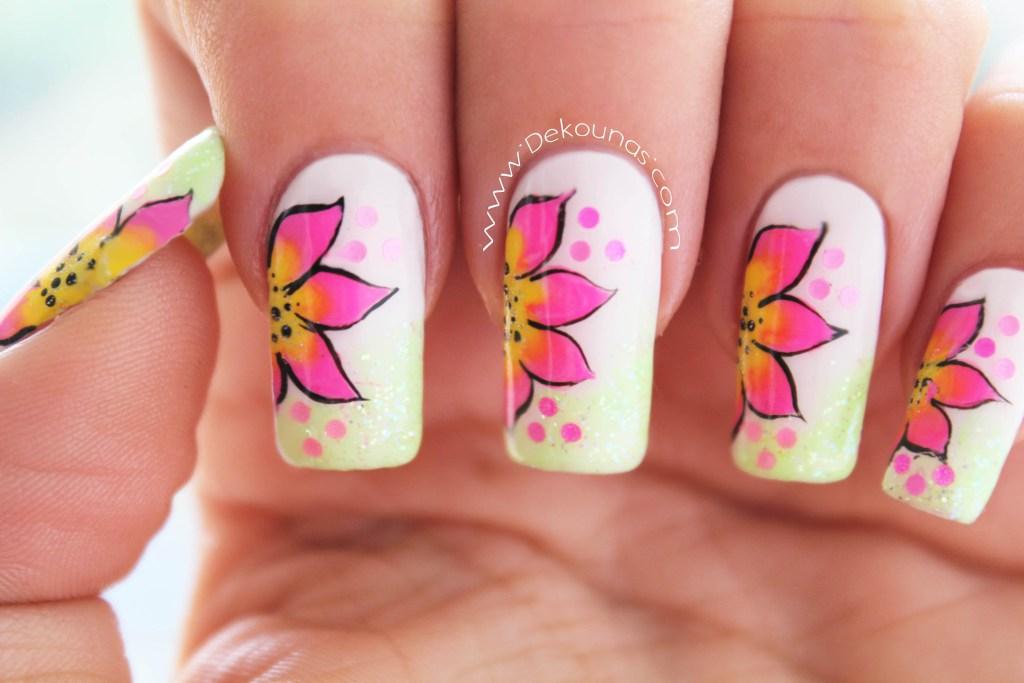 Decoración de uñas flores facil rosadas y amarillo-1