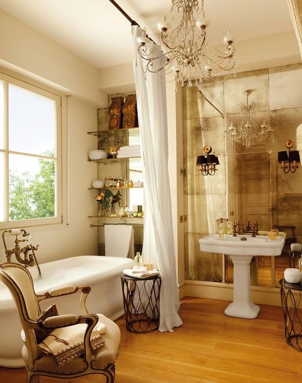 Baño con espejo picado