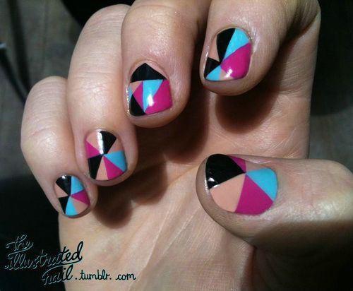 uñas cortas decoradas con colores